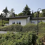Mit Terrasse Und Garten Suedeifel By Interhome