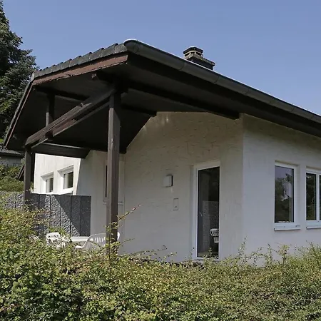 Mit Terrasse Und Garten Suedeifel By Interhome
