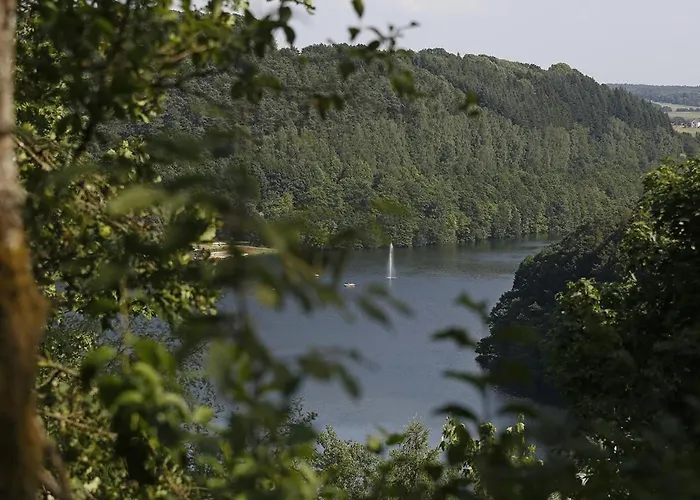 Mit Terrasse Und Garten Suedeifel By Interhome Vakantiehuis Biersdorf
